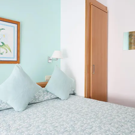 Гостьовий будинок Nuevas Artes 2*