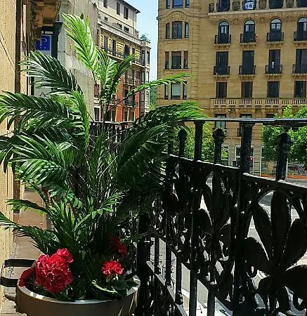 Nuevas Artes سان سيباستيان