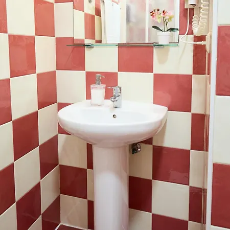 Nuevas Artes بيت ضيافة سان سيباستيان